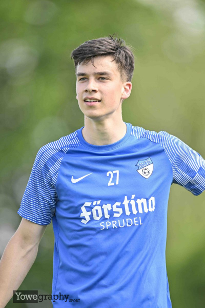 03_YZ92744_Yowe_Jonas_Wenzel