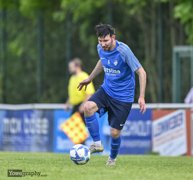 52_YZ93105_Yowe_Jonas_Wenzel