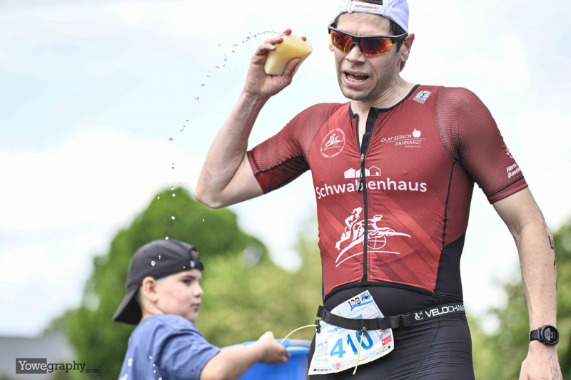 25_YZ92625_Yowe_Jonas_Wenzel