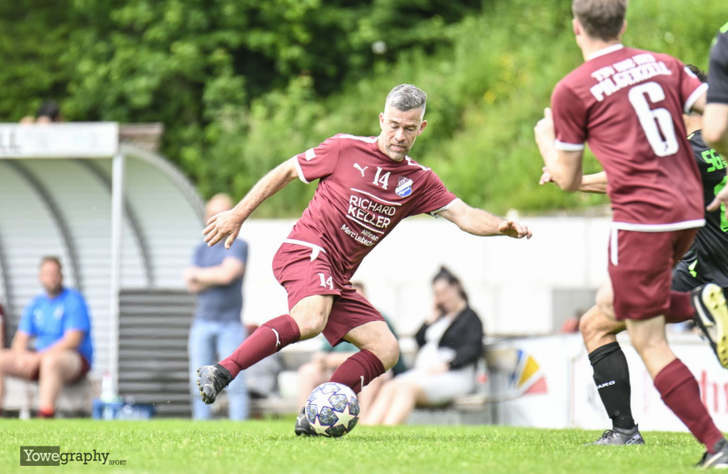 11_Yowe_Jonas_Wenzel__YZ94184