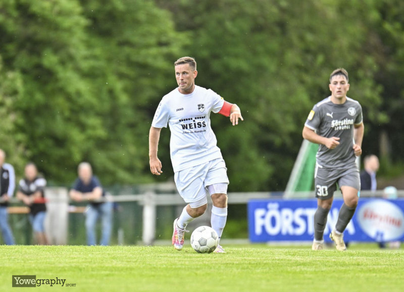 08_Yowe_Jonas_Wenzel__YZ94337