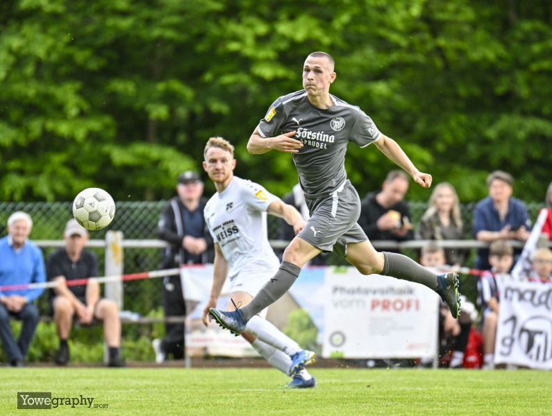 10_Yowe_Jonas_Wenzel__YZ94345