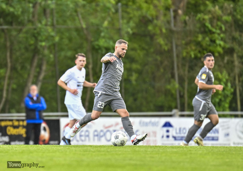 14_Yowe_Jonas_Wenzel__YZ94359