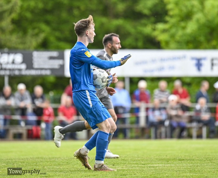 24_Yowe_Jonas_Wenzel__YZ94392