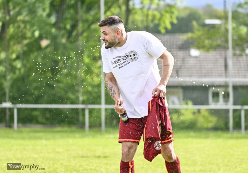 27_Yowe_Jonas_Wenzel__YZ94651