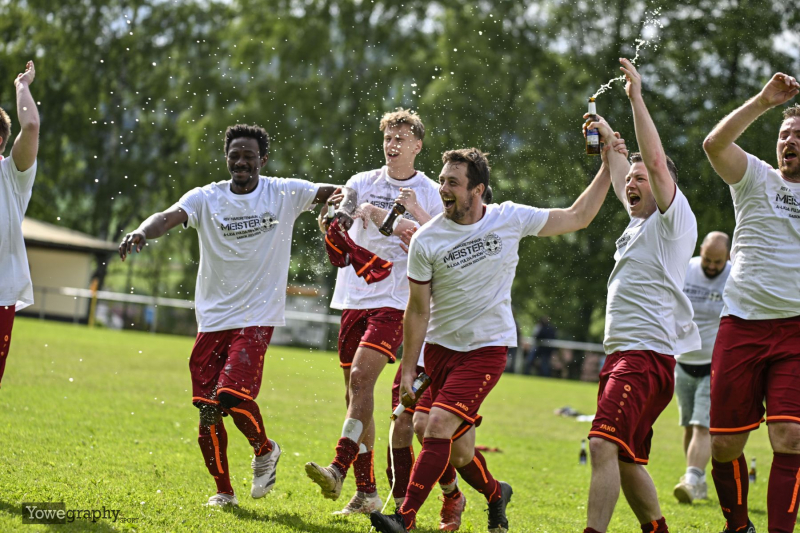 30_Yowe_Jonas_Wenzel__YZ94685