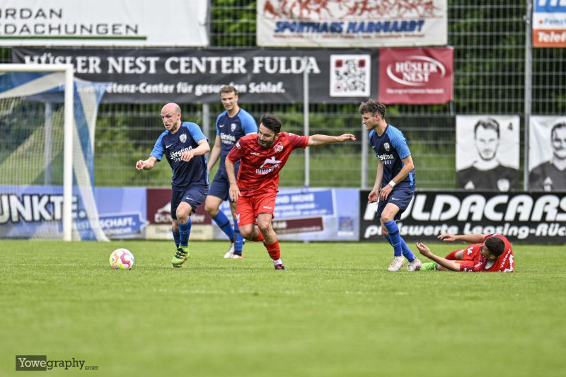33_YZ96972_Yowe_Jonas_Wenzel