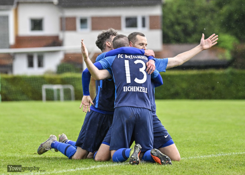 09_YZ98127_Yowe_Jonas_Wenzel
