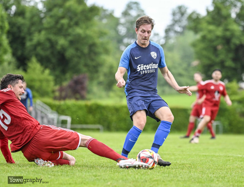 45_YZ98568_Yowe_Jonas_Wenzel