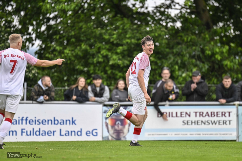 24_YZ99502_Yowe_Jonas_Wenzel