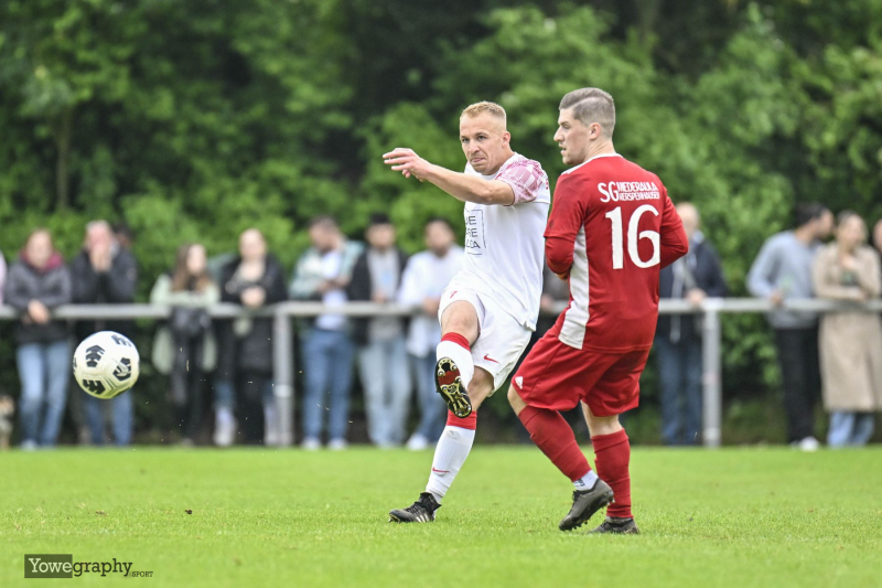 57_YZ99862_Yowe_Jonas_Wenzel