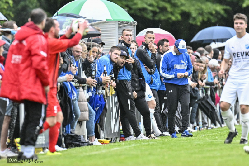 24_Yowe_Jonas_Wenzel__YZ90896