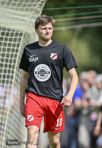 13_Yowe_Jonas_Wenzel__YZ92161