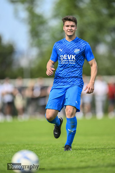 22_Yowe_Jonas_Wenzel__YZ92272