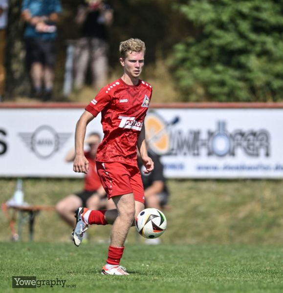 31_Yowegraphy_Jonas_Wenzel_240901_YZ90001