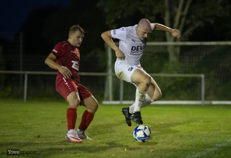 SG Kerzell - SV Teutonia Großenlüder Benedict Reith mit Linus Gaube