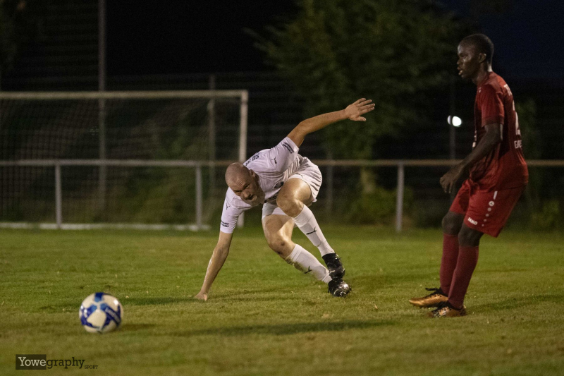 SG Kerzell - SV Teutonia Großenlüder Benedict Reith gegen Tinotenda Phiri