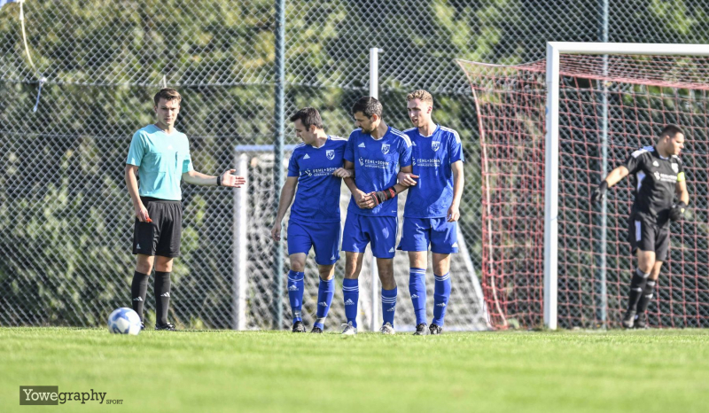 SV Großenlüder - SG Freiensteinau Elias Schneider, Kevin Stribrny, Jonathan Kress