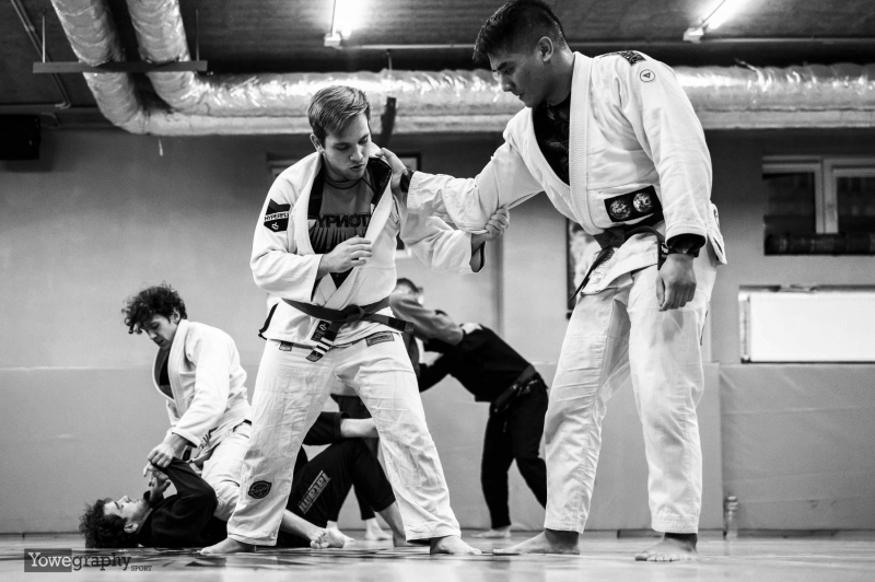 02_Yowegraphy_Jonas_Wenzel_240918_YOW8251_BW