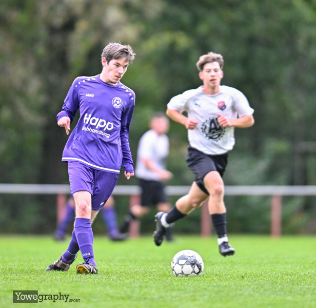 23_Yowegraphy_Jonas_Wenzel_241003_YZ99066