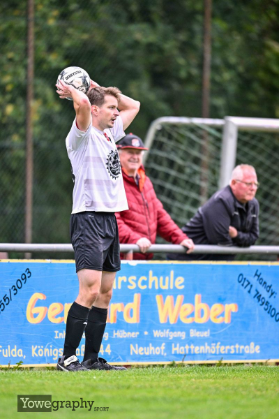 26_Yowegraphy_Jonas_Wenzel_241003_YZ99086