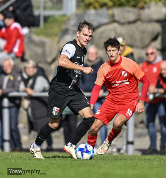 29_Yowegraphy_Jonas_Wenzel_241006_YZ90483