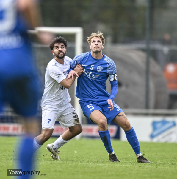 SV Flieden - FC Eichenzell: Homan Halimi gegen Tim Ströder