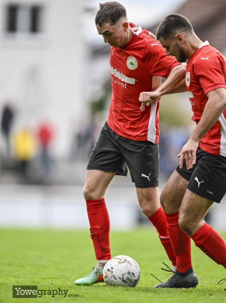 TSV Künzell - SG Elters Eckweisbach Schwarzbach: Adrian Waldmann mit Valentin Bullemer
