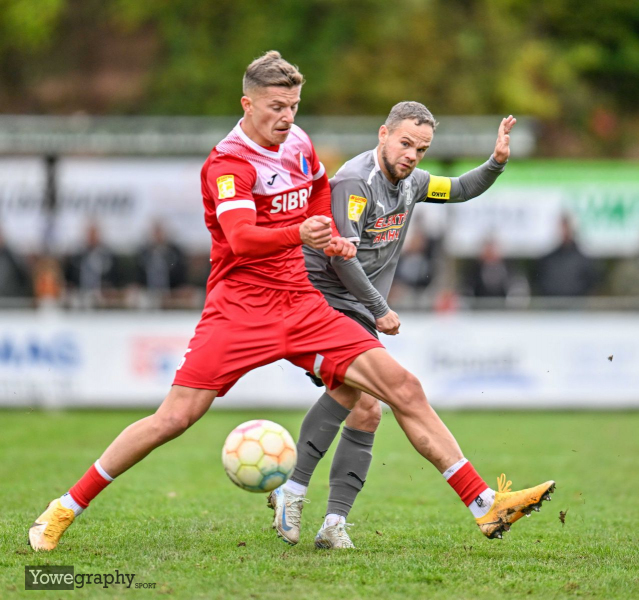 SV Steinbach - TSV Steinbach-Haiger II: Leon Wirtz gegen Andreas Reith