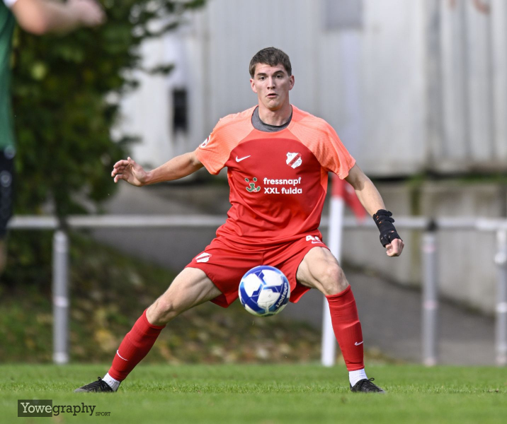 10_Yowegraphy_Jonas_Wenzel_241019_YZ96389