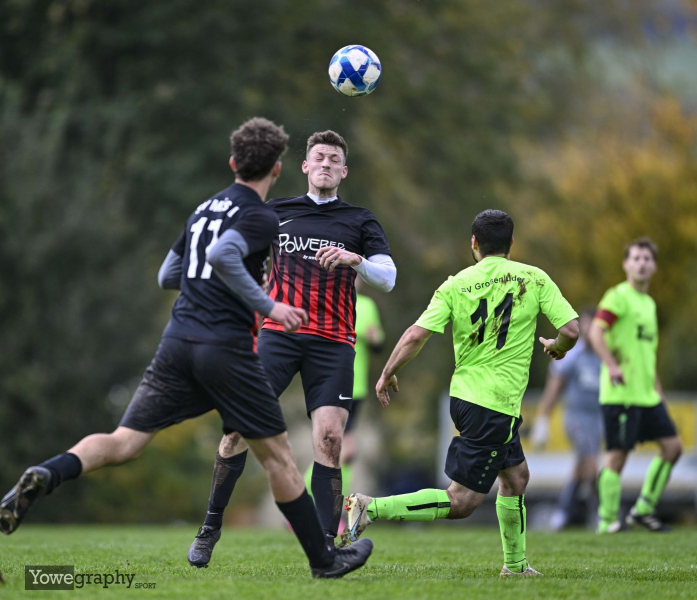 23_Yowegraphy_Jonas_Wenzel_241020_YZ98355