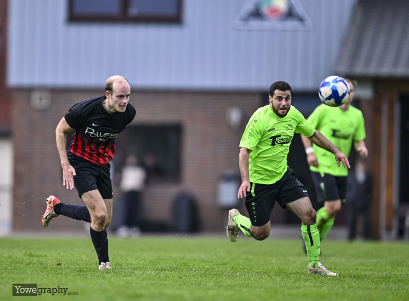 24_Yowegraphy_Jonas_Wenzel_241020_YZ98358