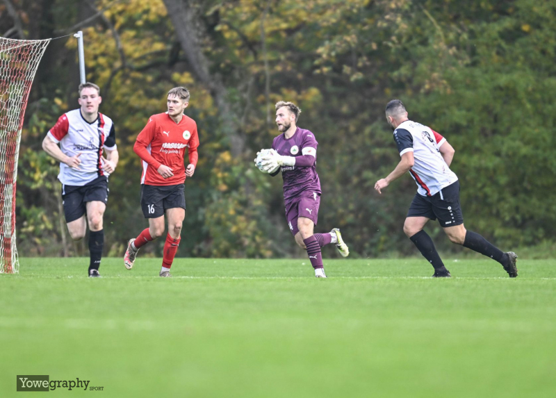 36_Yowegraphy_Jonas_Wenzel_241027_YZ91430