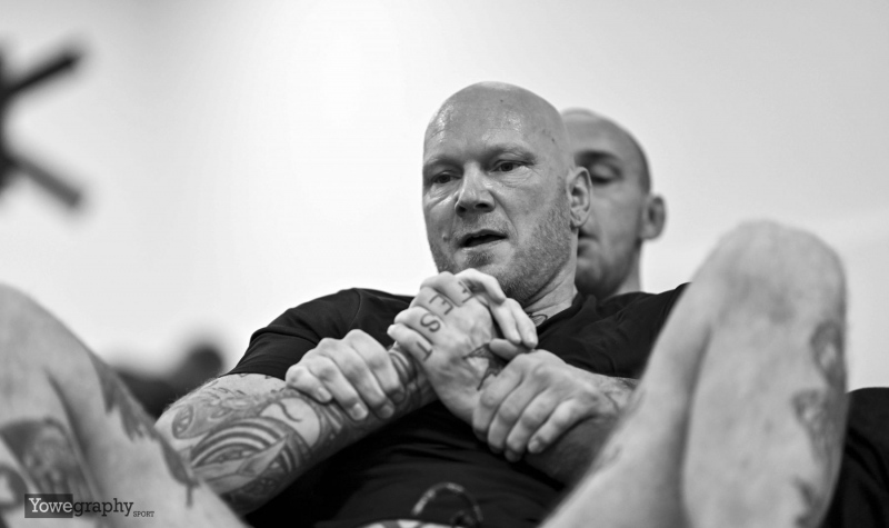 201_Yowegraphy_Jonas_Wenzel_241102_YZ94501_SW