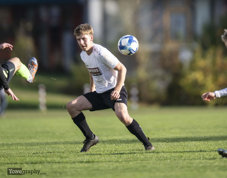 29_Yowegraphy_Jonas_Wenzel_241103_YZ95331