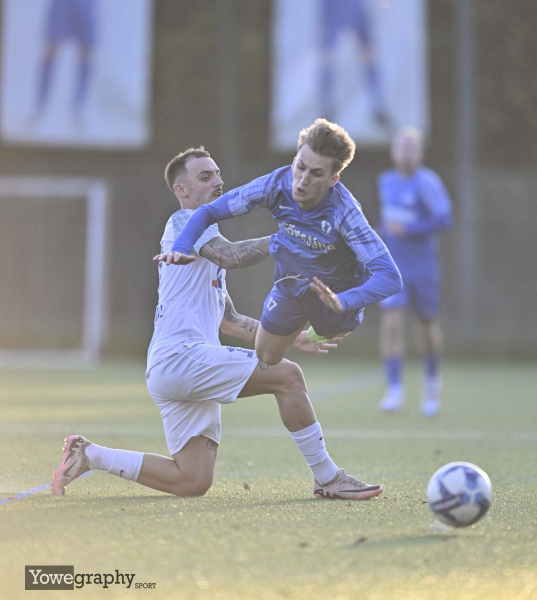 19_Yowegraphy_Jonas_Wenzel_241109_YZ96534