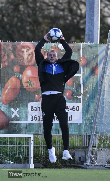 28_Yowegraphy_Jonas_Wenzel_241109_YZ96644