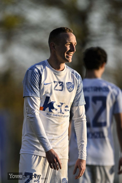 31_Yowegraphy_Jonas_Wenzel_241109_YZ96662