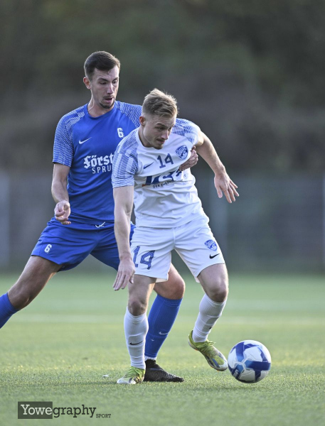 41_Yowegraphy_Jonas_Wenzel_241109_YZ96742