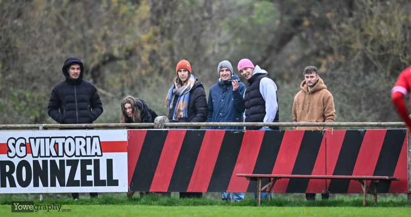 SG Bronnzell - KSV Hessen Kassel II: Steffen Lüdicke, Moritz Reith, Tim Ströder und Marcel Ludwig