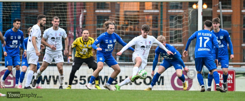 32_Yowegraphy_Jonas_Wenzel_241116_YZ99850