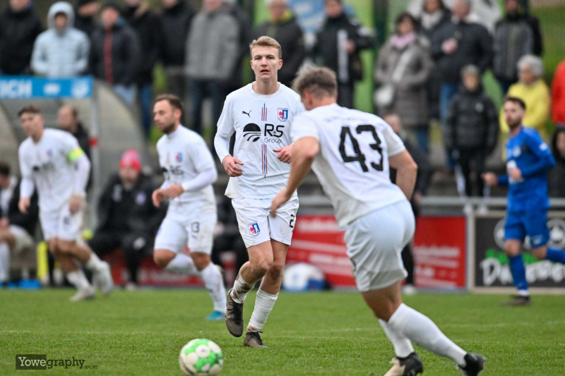 64_Yowegraphy_Jonas_Wenzel_241116_YZ90140