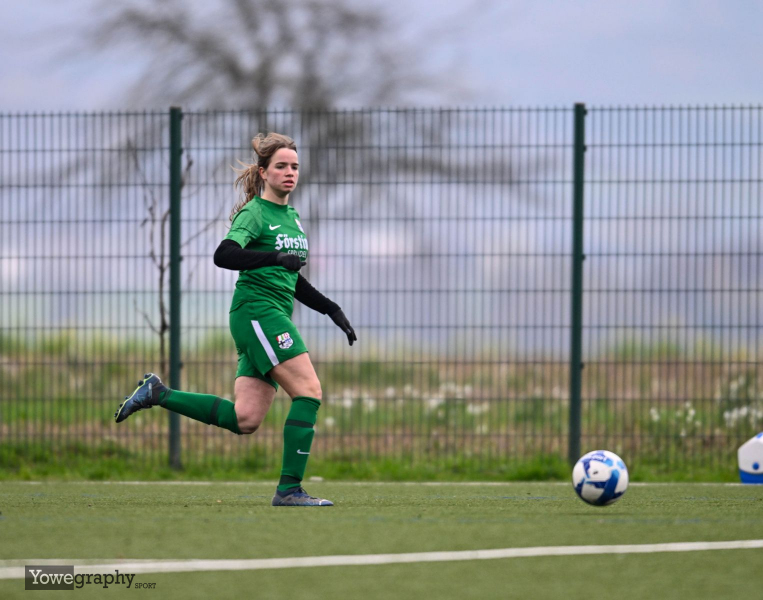 12_Yowegraphy_Jonas_Wenzel_241116_YZ99132