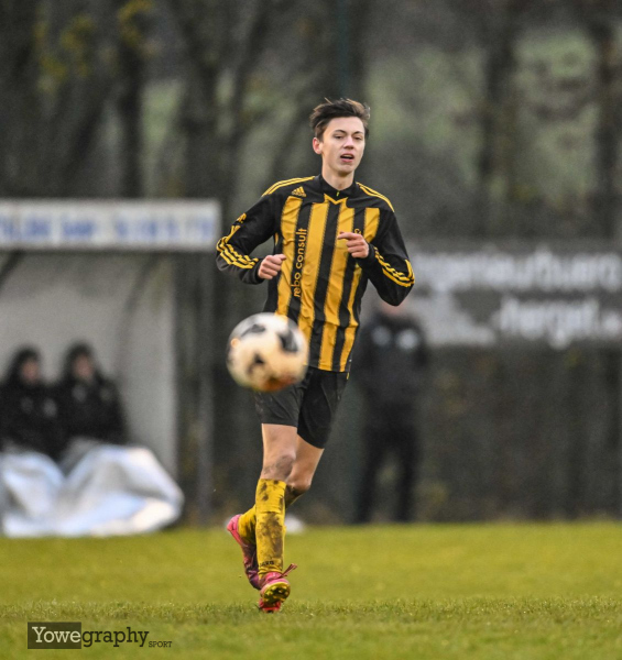 TSV Ufhausen - SG Asbach Hessen Hersfeld: Moritz Hildebrand