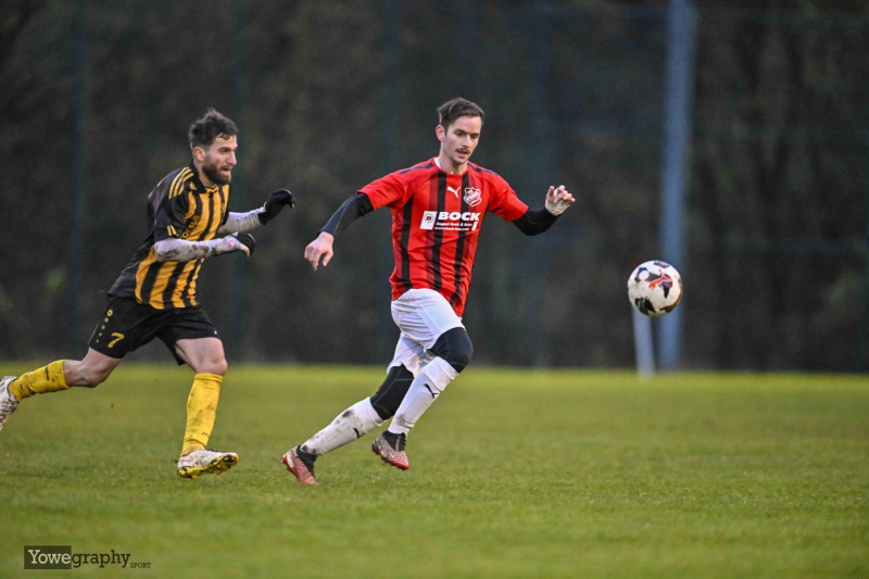 TSV Ufhausen - SG Asbach Hessen Hersfeld: Mehmet Yigit gegen Maurice Gesang