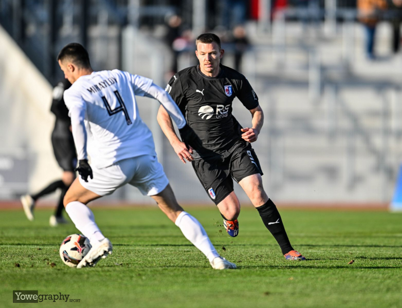 17_Yowegraphy_Jonas_Wenzel_241130_YZ99281