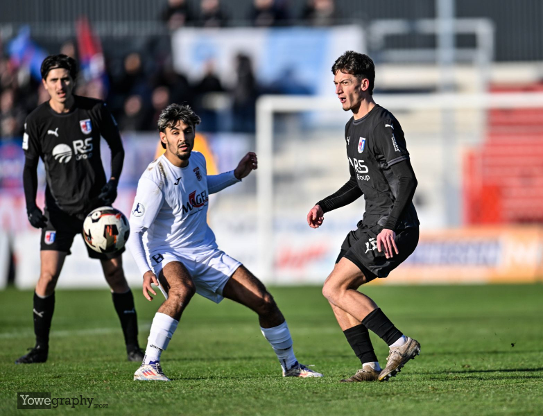 28_Yowegraphy_Jonas_Wenzel_241130_YZ99405