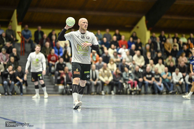 23_Yowegraphy_Jonas_Wenzel_241208_YZ90541