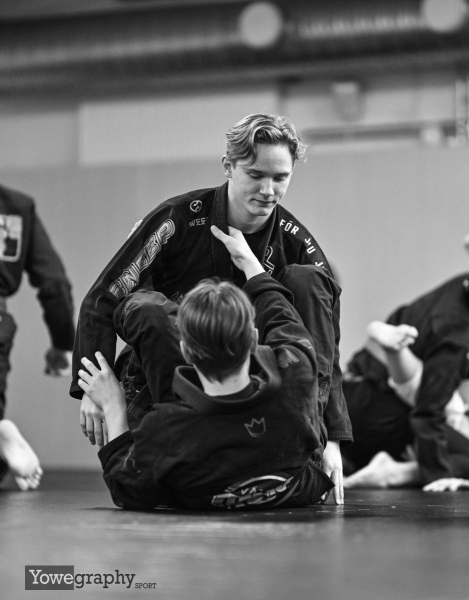 BW_03_Yowegraphy_Jonas_Wenzel_250102_YZ92057