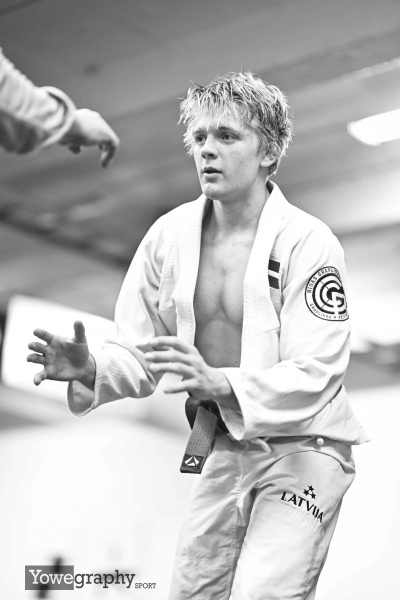 BW_277_Yowegraphy_Jonas_Wenzel_250102_YZ93823